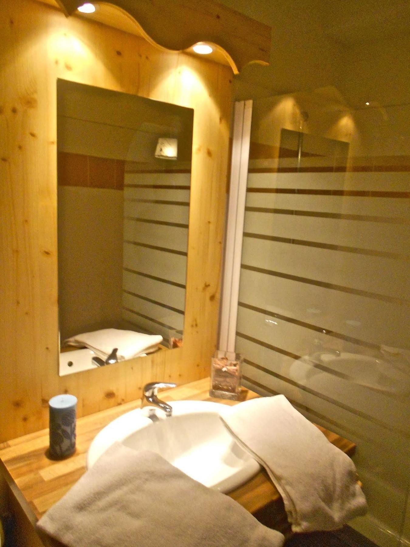 Les Balcons De Recoin - Chamrousse Aparthotel Exterior photo